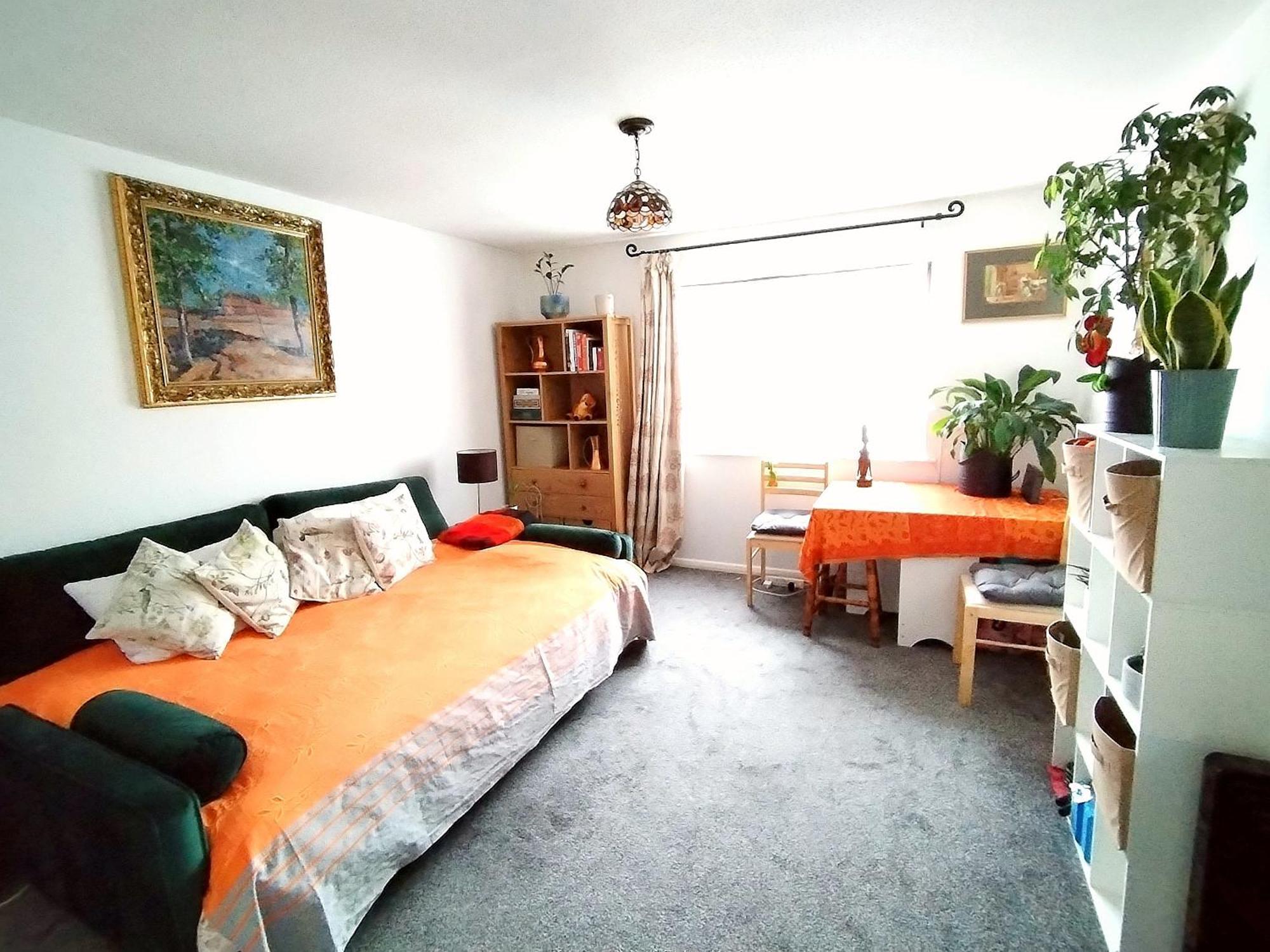 Home Away Home Near Heathrow Airport Cowley  Dış mekan fotoğraf