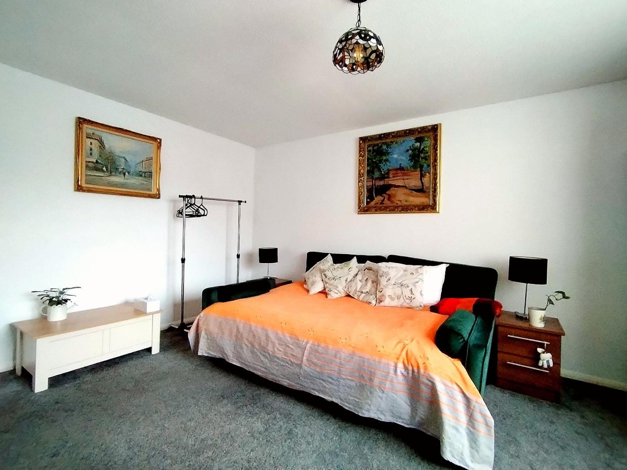 Home Away Home Near Heathrow Airport Cowley  Dış mekan fotoğraf